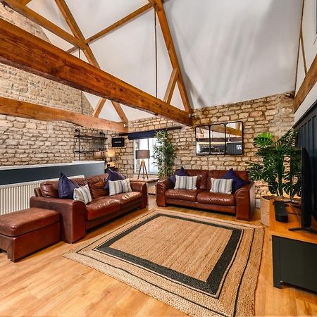 Luxury Town Centre Loft Apartment In Converted Granary Stamford Buitenkant foto