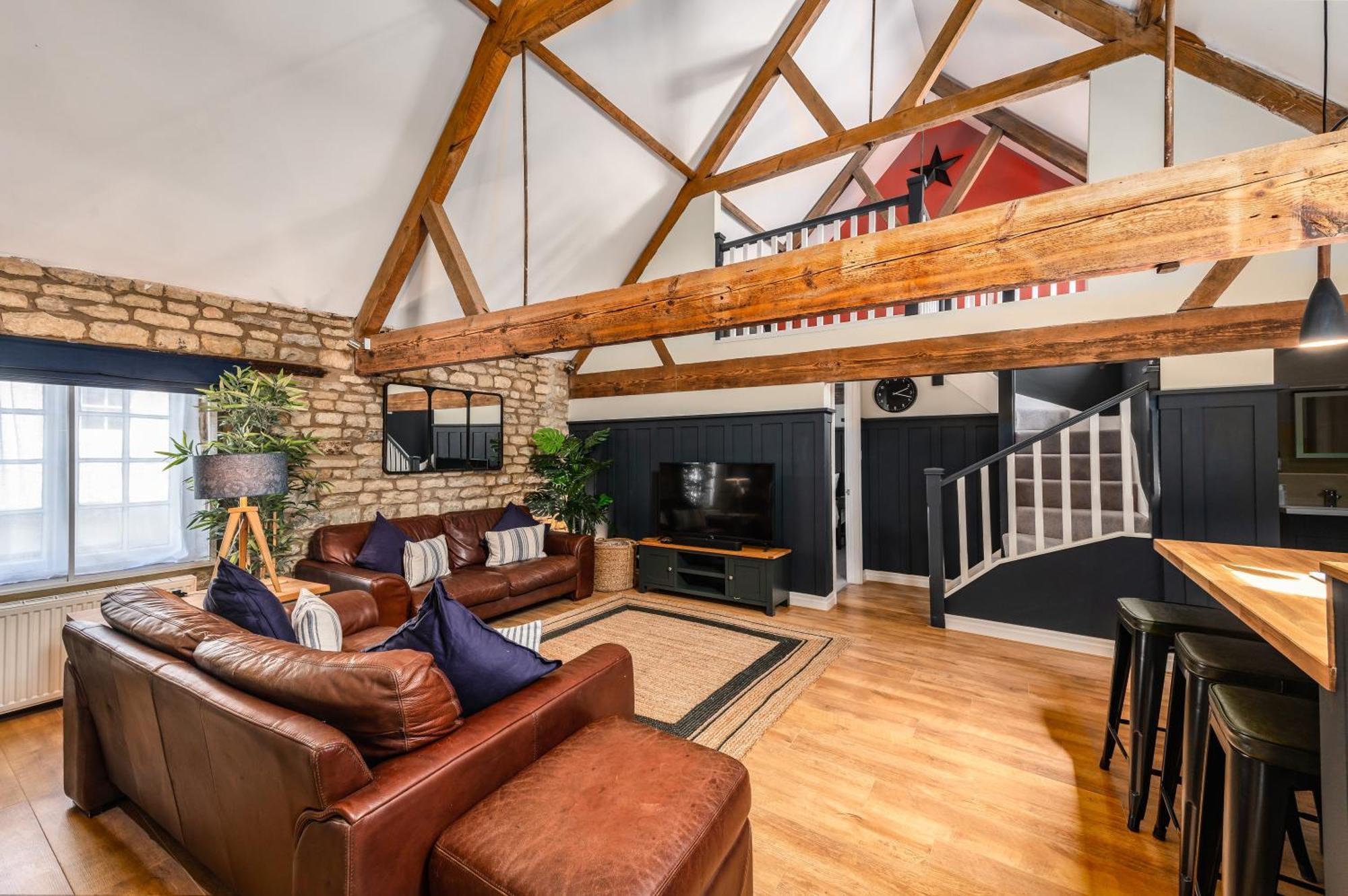Luxury Town Centre Loft Apartment In Converted Granary Stamford Buitenkant foto
